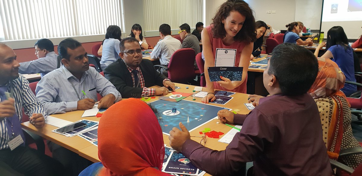 Learning by playing with Susan and Giovanni at #lxdcon in #singapore. <a href="/fitaxcultures/">Susan Salzbrenner</a>