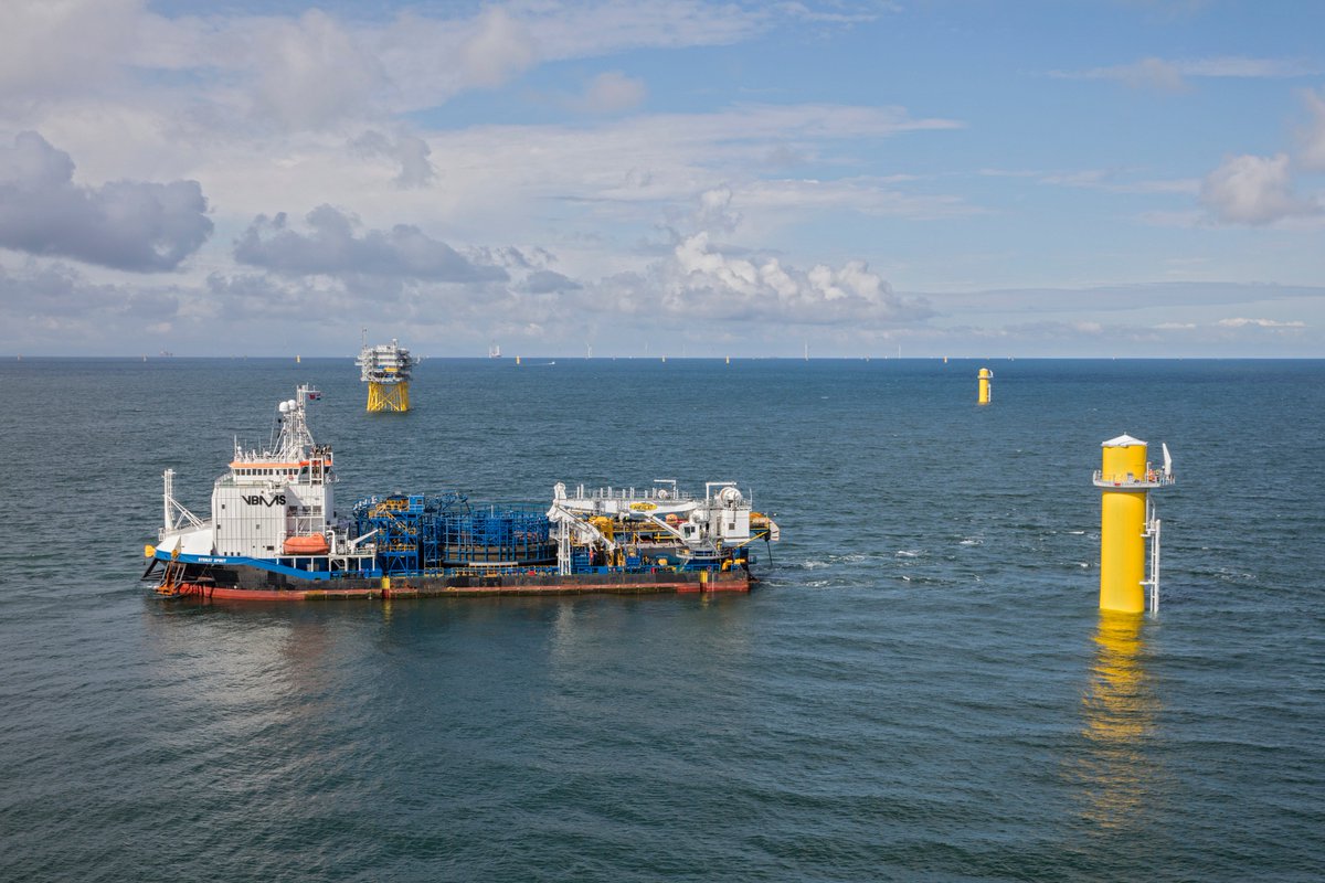 Congratulations to Ørsted and its partners, the Danish pension funds PKA and PFA on the inauguration of the Walney Extension OWF. We are very proud to have contributed to the development of the world's largest offshore wind farm by successfully installing 87 inter-array cables.