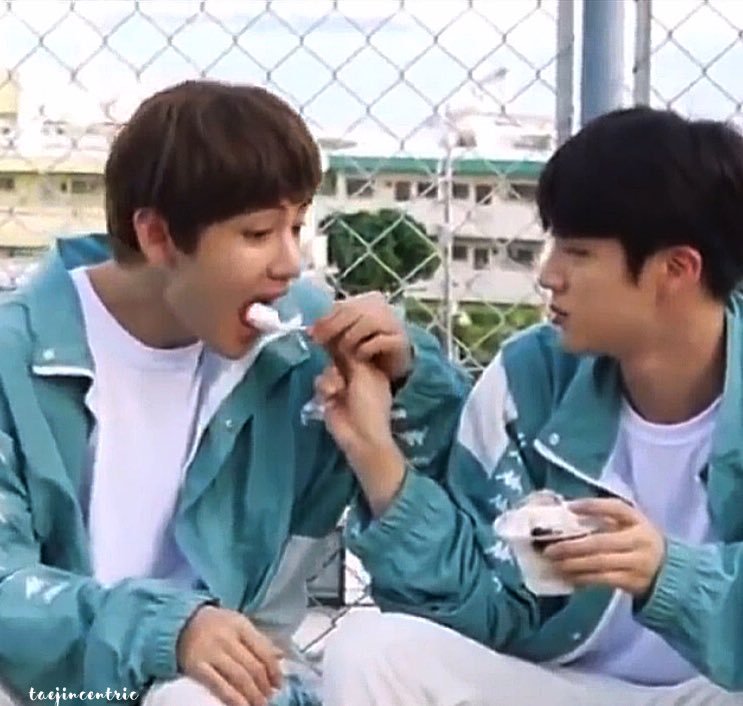 Also, in the DVD there's a part where they all eat ice-cream... the staff only got 6 and my baby had to get bites from the other members.