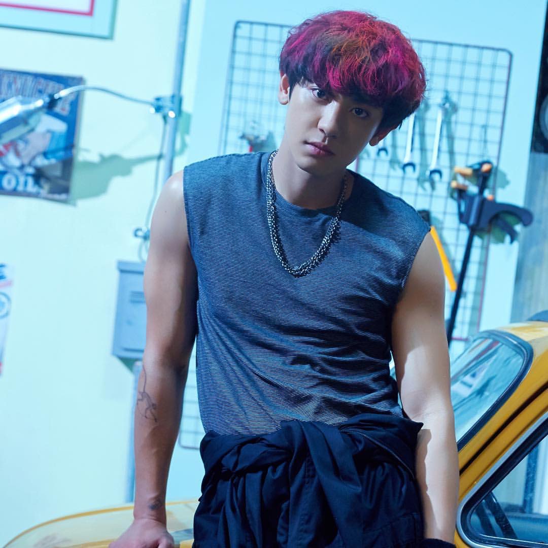 chanyeol pics tweet media