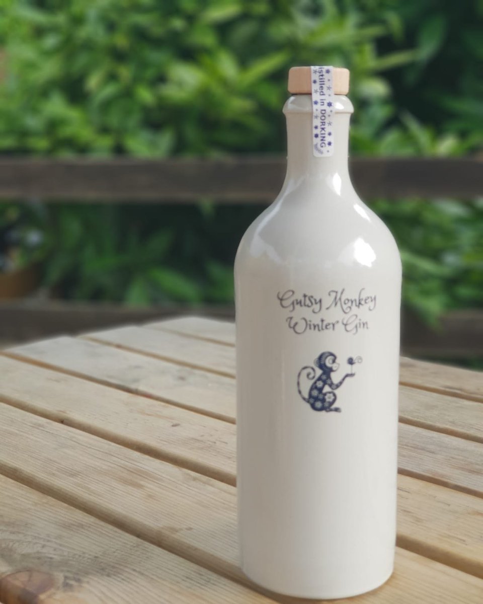 pendletondexter's tweet photo. Thanks to the @theginkitchen for supplying us with gutsy monkey. Why not come down and try it 😁
.
.
.
.
#ginkitchen #gutsymonkey #ginandtonic #ginlovers #ginstagram #redhill #reigate #wintergin https://t.co/9zl0vOY8AJ