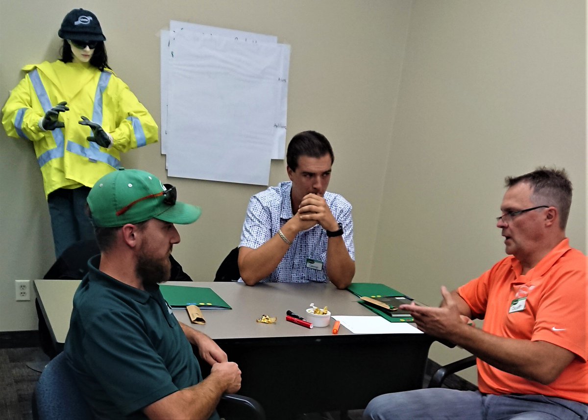 ClintarOffice's tweet photo. The final event in the Clintar Training Master Series. Selecting and Retaining High Performing Employees. An excellent day of interactive learning and professional development! #training #Clintar https://t.co/uszJBK9OLM