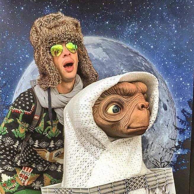 Anyone who has seen my t-shirt collection knows how much I love comic books and how attending <a href="/ComicConAfrica/">Comic Con Africa</a> would be a dream come true. This Friday I'll not only be attending but also PERFORMING! Catch me on the outside stage at 5.30pm #withgreatpowercomesgreatresponsibility