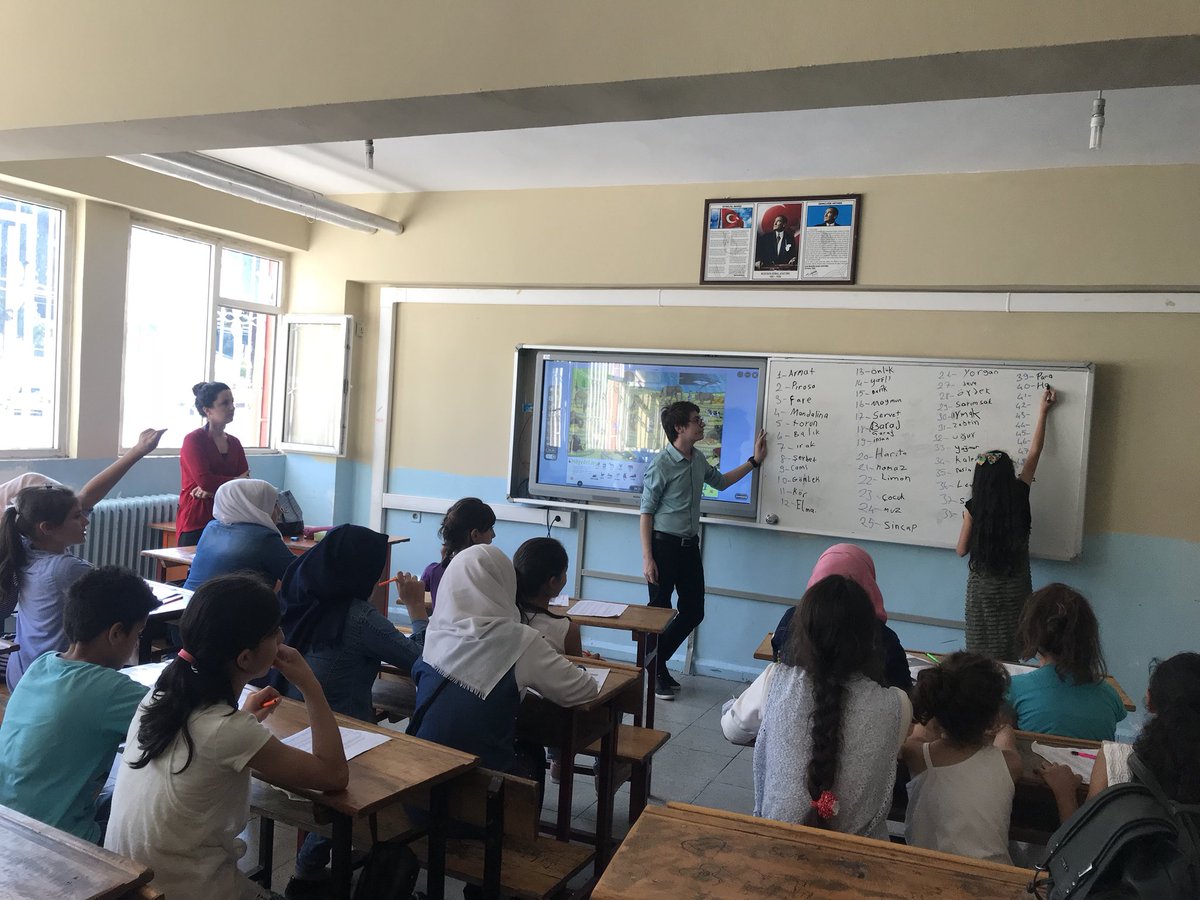 PICTESProjesi Merkez Yönetim Ofisi yetkilileri ve Türkiye AB Delegasyonu temsilcileri Mohamed El Azzouzi ve Serge Forton,MEB Hatay İl Koordinasyon Ekibinin desteği ile Hatay ilindeki merkez ve kamplardaki okullara ve GEM’lere saha ziyareti gerçekleştirdi.
<a href="/tcmeb/">Millî Eğitim Bakanlığı</a> <a href="/EUDelegationTur/">AB Türkiye Delegasyonu🇪🇺EU Delegation to Türkiye</a>