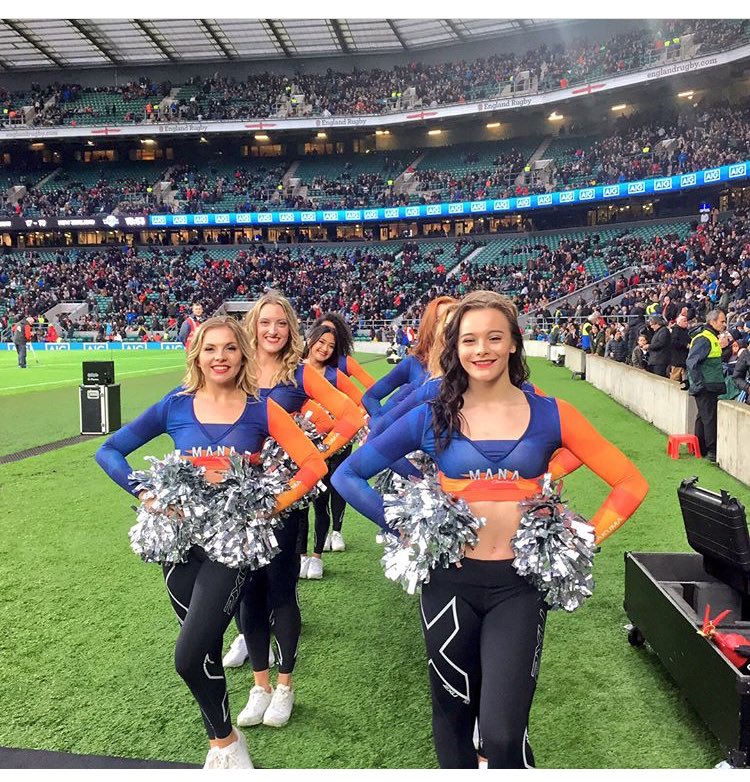 Throwback to us performing at Twickenham stadium for #allblacks v #baaabaas 🏉🏉

#rugby #rugbyunion #twickenhamstadium