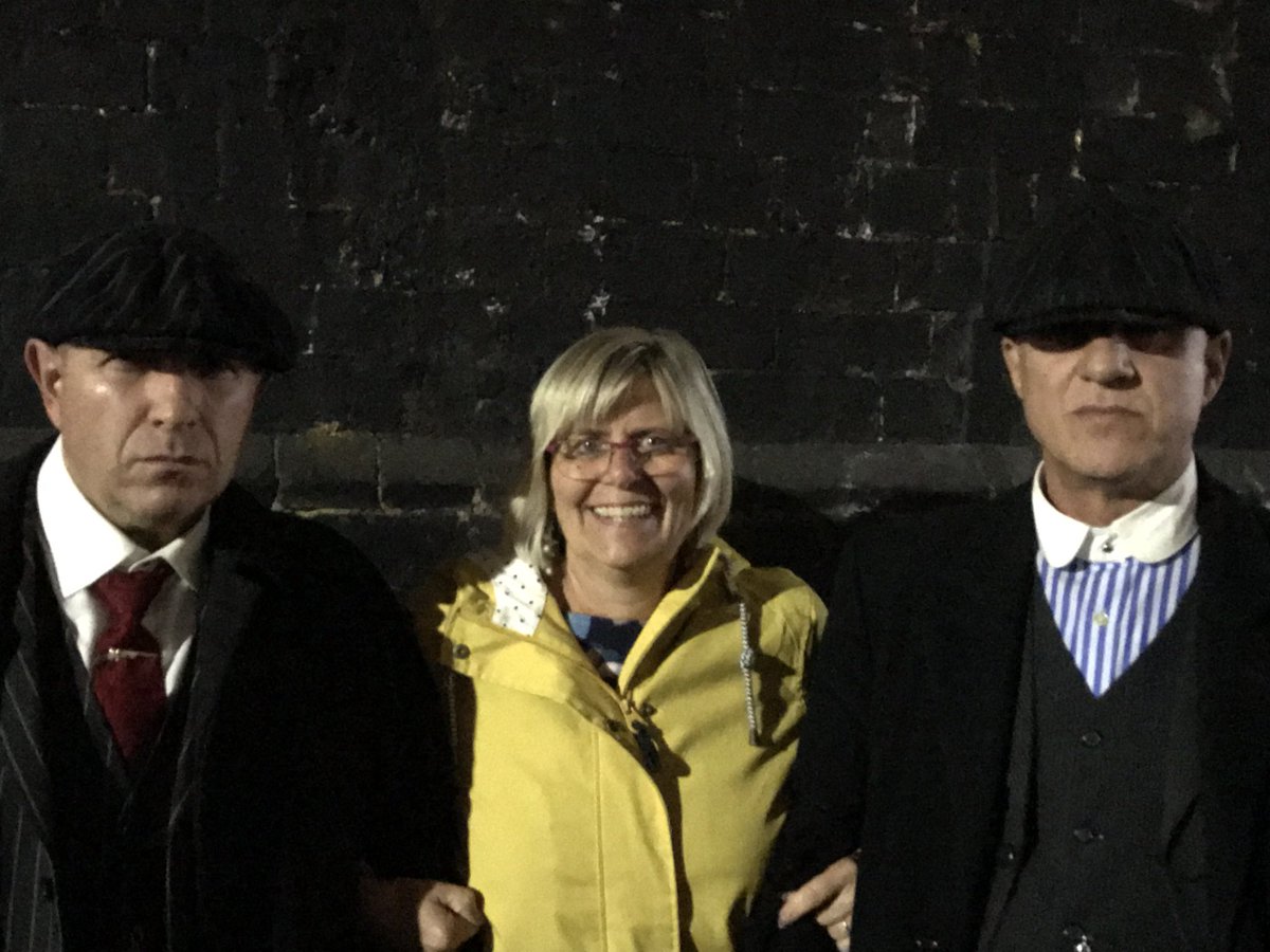 Toby__yboT's tweet photo. Mum getting about in Digbeth with a couple of Peaky Blinders... Love it https://t.co/27Jv01EPKF