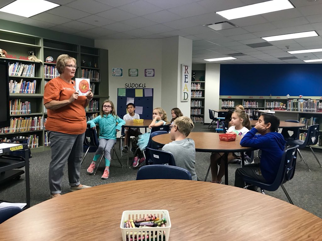welshans_e's tweet photo. We always love the interactive lessons that our amazing librarian prepares! @library_frank @FrankKISD https://t.co/SARZqHebIE
