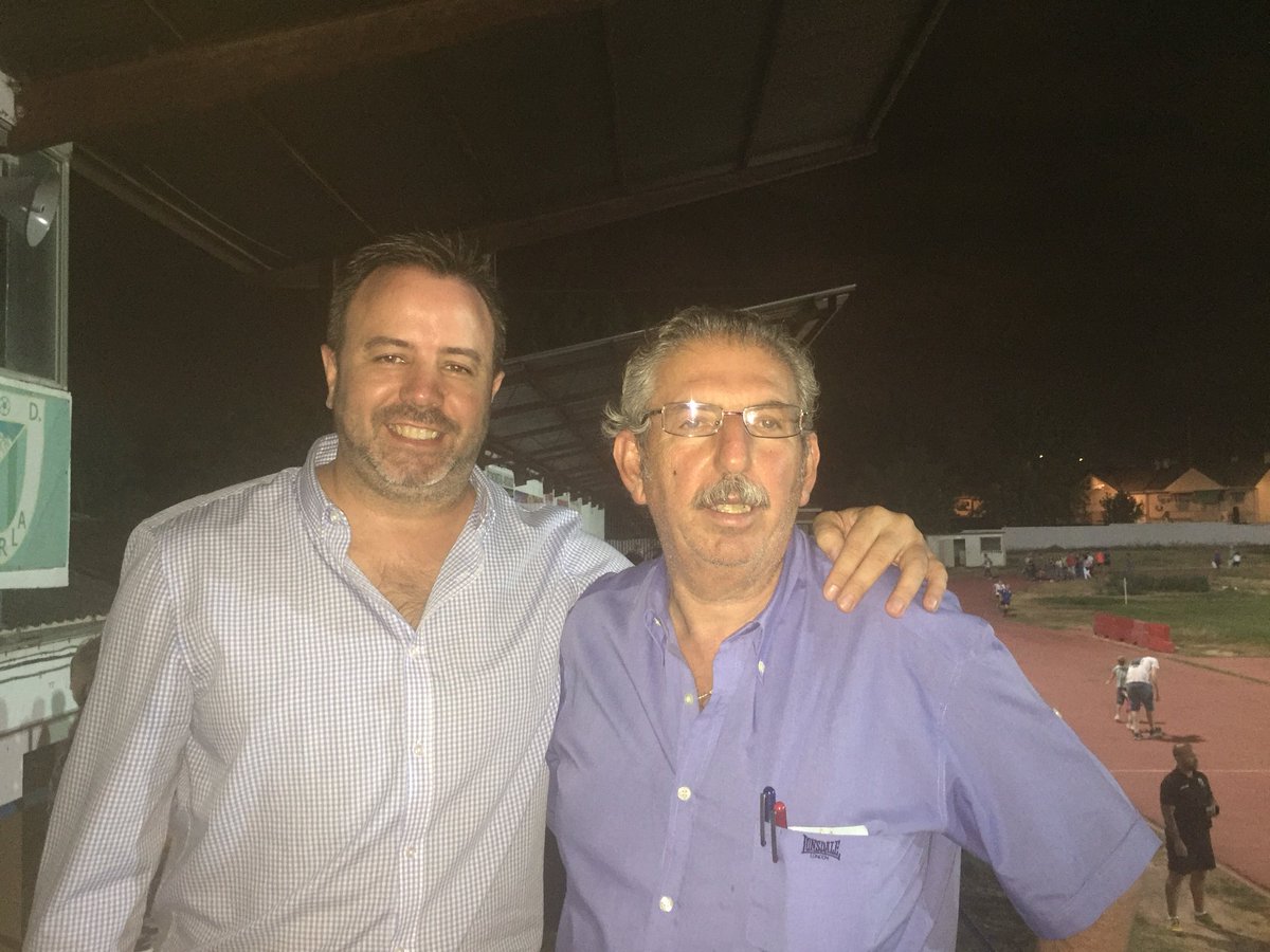 MaqueMiguel's tweet photo. Con el Presidente de Honor del @ppparla en el XXIII Trofeo Memorial Luis Martinez del @adparla https://t.co/pK3mttZRk8