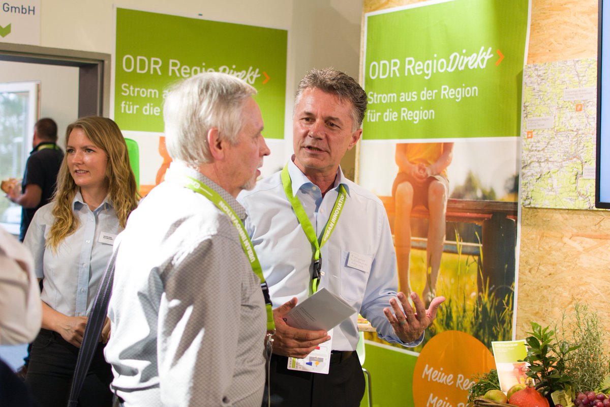 EnBWInnovation's tweet photo. Innovation erleben: über 30 Projekte stellen heute aus und zeigen, wie das Leben in der Stadt von morgen gestaltet werden kann. #innovation #innocampuska #UrbanInnoDay https://t.co/vXQteQapTW