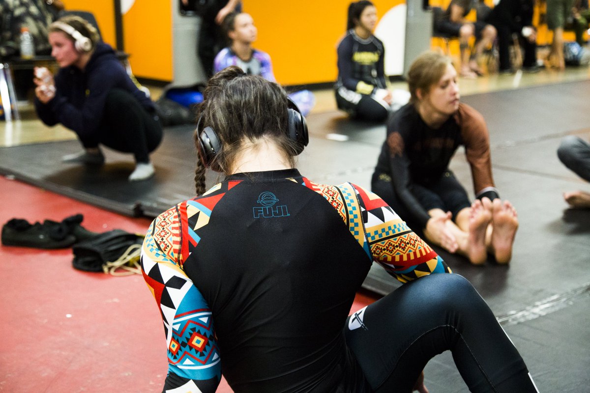 FUJISportsUS's tweet photo. What do you listen to before competition to pump yourself up? 

 📸 - @dbrisenophoto
#ebi #competition #tribe #fujiathlete #competitionmindset https://t.co/CHDsl4lkxp