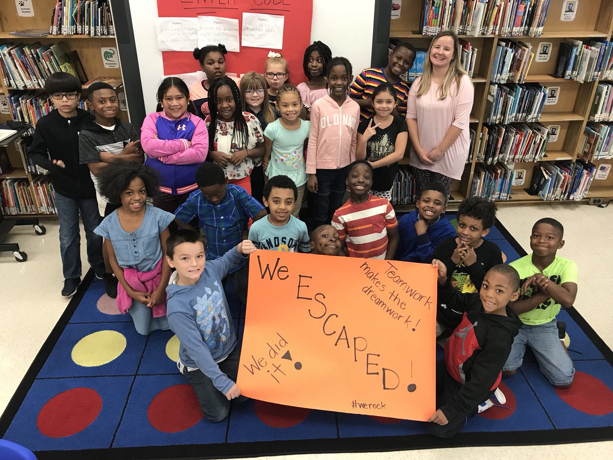 𝕄𝕒𝕣𝕝𝕖𝕟𝕒 𝔸𝕦𝕞𝕖𝕟 tweet media