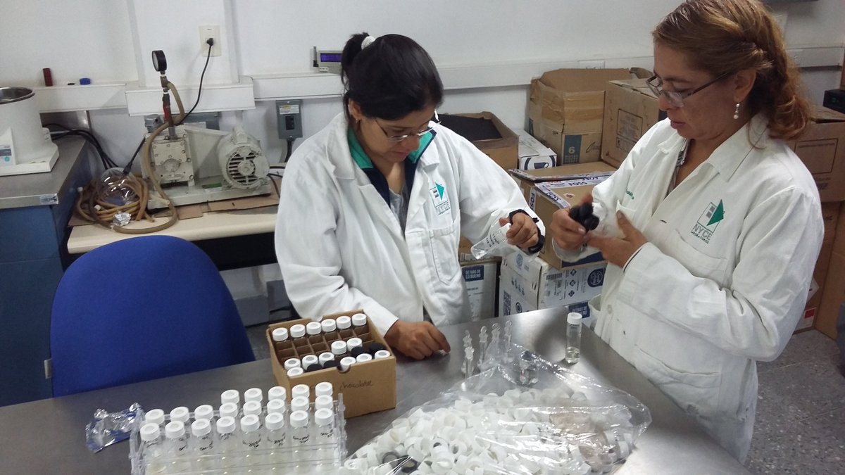 NYCE_MX's tweet photo. NYCE Laboratorios, nuestra filial encargada de realizar las pruebas de productos como #llantas nuevas, textiles y productos de seguridad, cumple 17 años de trayectoria.
Conoce más de sus actividades en nuestro #BlogNYCE en https://t.co/rkaH4d8sgs
#FelizJueves https://t.co/TRDwIJGE37