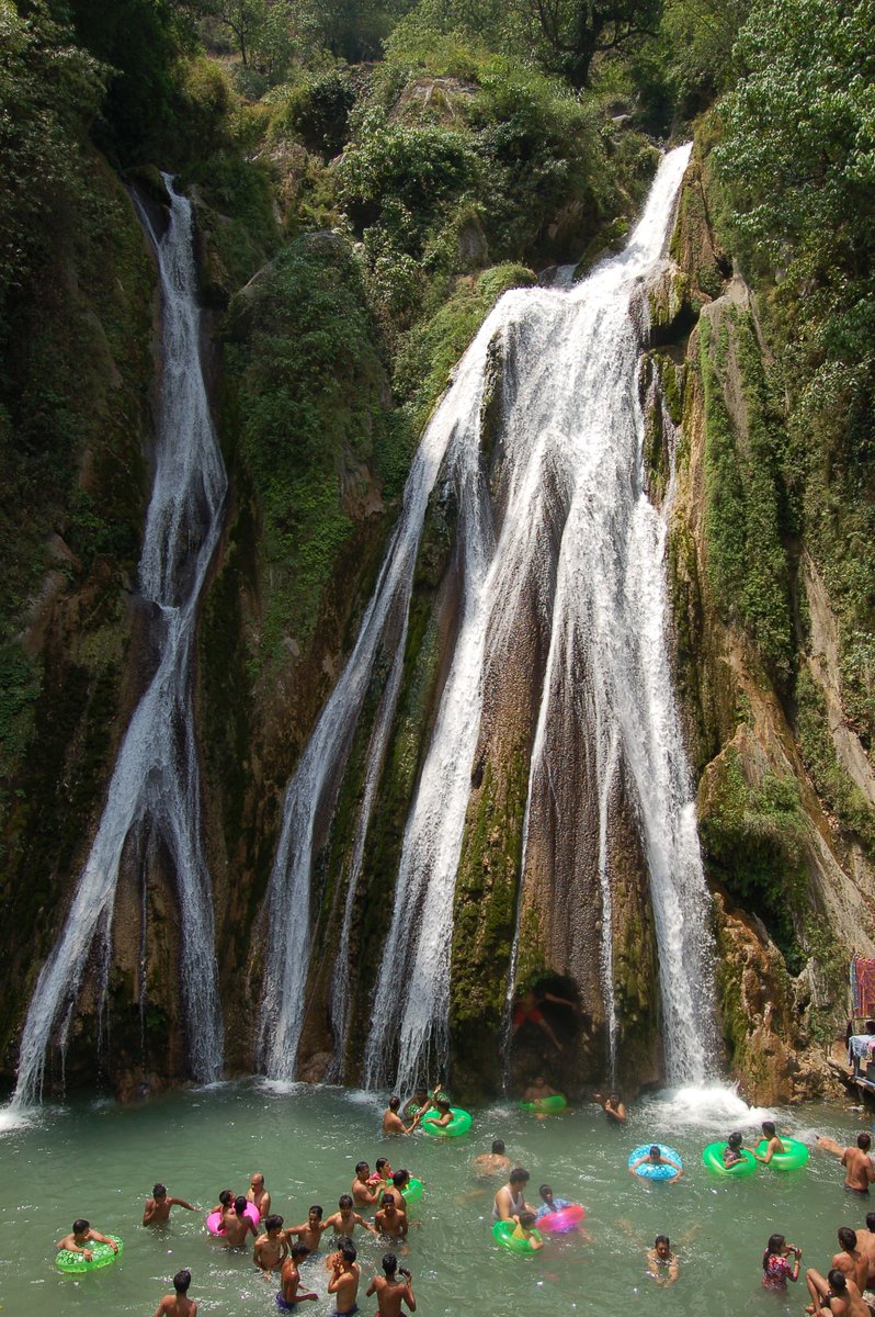 TrippyGram's tweet photo. "The fall of Kempty Falls"
A recent assignment to cover the Mussoorie Writers’ Mountain Festival at Woodstock School, Landour, was a great excuse for me to visit Kempty Falls. 
#india #mountain #uttrakhand #festival #travel #traveller #falls #water #cold #snow #bike #fun https://t.co/aT2C3GrYC3