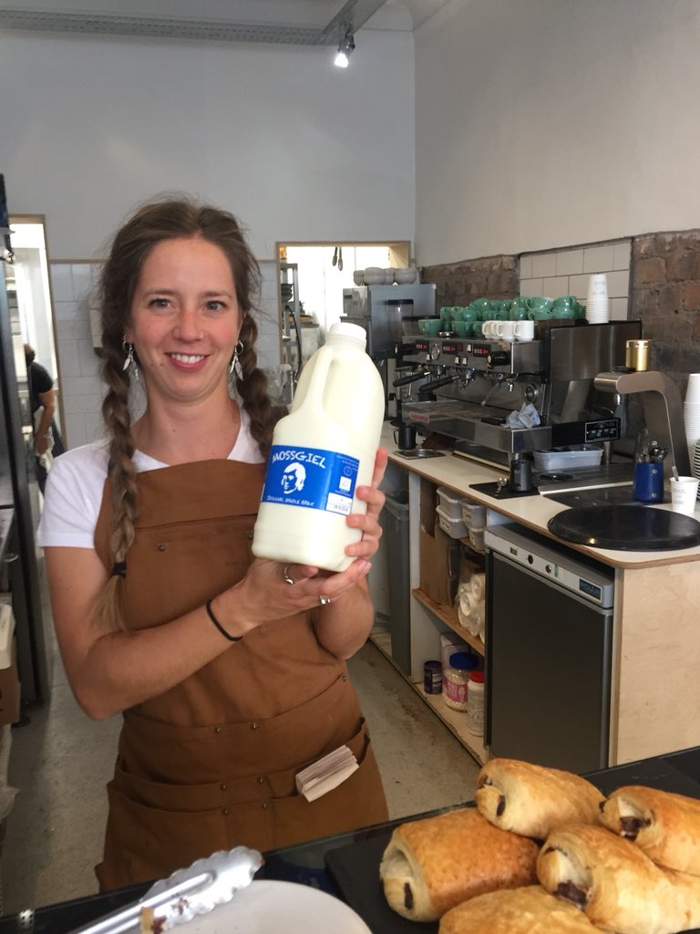 @GrainandGrind is serving milk from @MossgielFarm 👍 #calfatfoot #ethicaldairy #sustainability