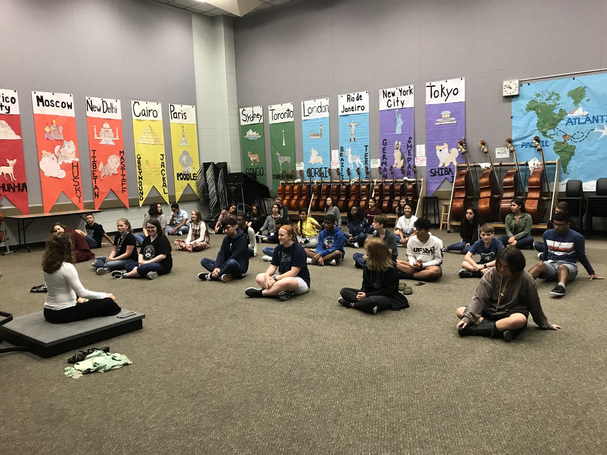 kphsorchestra's tweet photo. Yesterday and today orchestra classes are spending a few moments focusing on posture, breathing, and body awareness. #wellroundedmusicians #posturematters #dontslouch #WeAreKPark https://t.co/6Zm9xzVbZI