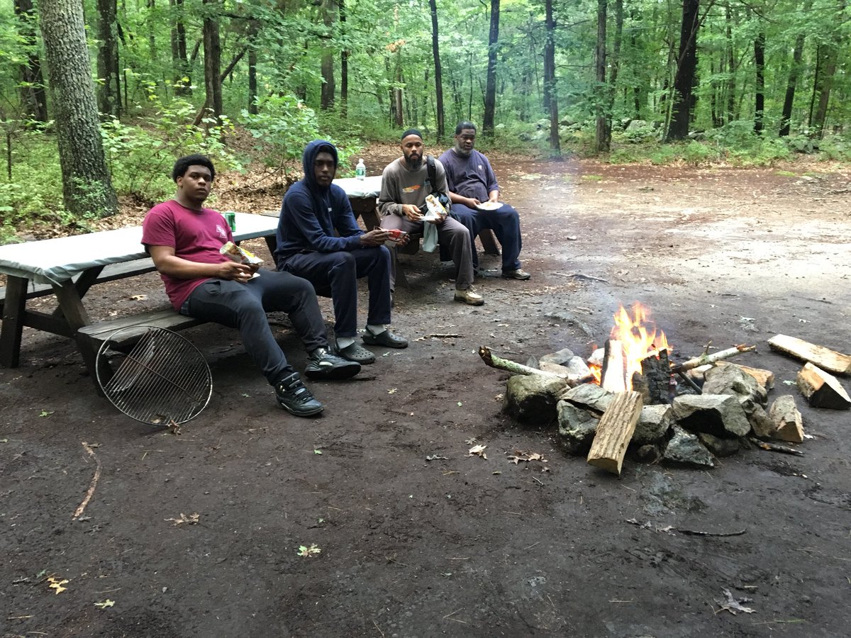 bostondayandeve's tweet photo. Check out some of the photos from the overnight trip our #BDEAPilot students went on Tuesday-Wednesday at @HReservation. They’ve spent the first week of school getting to know each other and building community. Stay tuned for more BDEA 2.0 updates! #bdearocks #experieniallearning https://t.co/7LTHIGMmW0