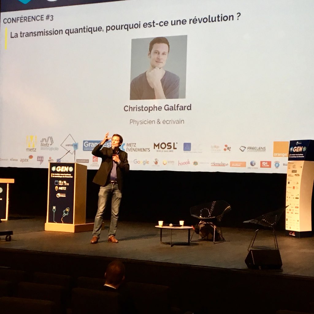 digital_level's tweet image. «Si vous m’avez compris c’est que je n’ai pas été assez clair» (citation d’Einstein) : passionnante conférence de Christophe Galfard, docteur en physique quantique qui a travaillé sous la direction de Stephen Hawking #transmissionquantique #révolution #GEN2018 @GENumerique