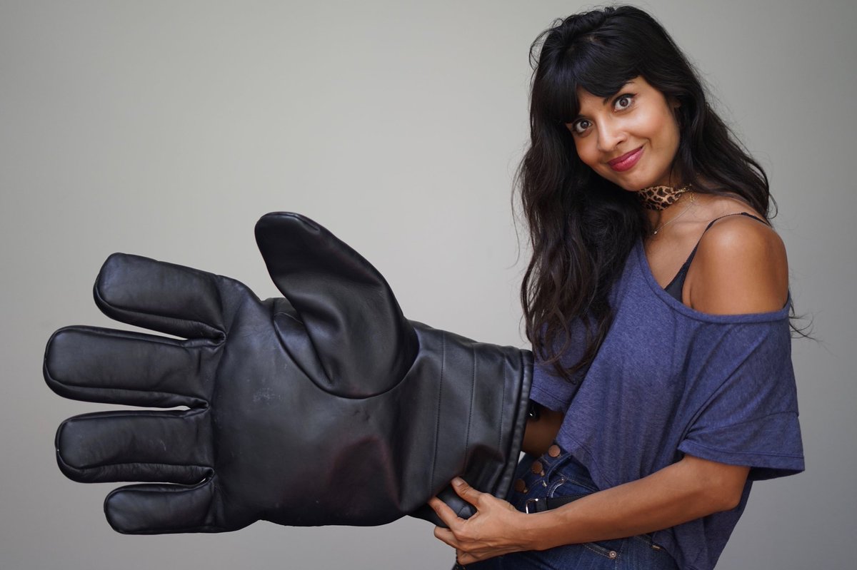 NeverNotFunny's tweet image. Episode 2305 - @jameelajamil 

pardcast.com/blog/?p=1363