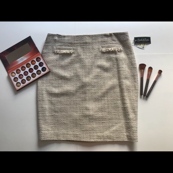 So good I had to share! Check out all the items I'm loving on @Poshmarkapp #poshmark #fashion #style<a href="/tag/fashion"class="tags"><span>#fashion</span></a><a href="/tag/shopmycloset"class="tags"><span>#shopmycloset</span></a><a href="/tag/style"class="tags"><span>#style</span></a><a href="/tag/madewell"class="tags"><span>#madewell</span></a><a href="/tag/poshmark"class="tags"><span>#poshmark</span></a>