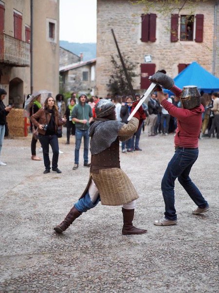 0xDctck's tweet photo. [Nouvel article] #Aveyron : 4 activités pour découvrir #Millau et sa région. #playingtheworld #outdoor #AveyronEmotion #StyleMillau https://t.co/hCtW6Keub4
