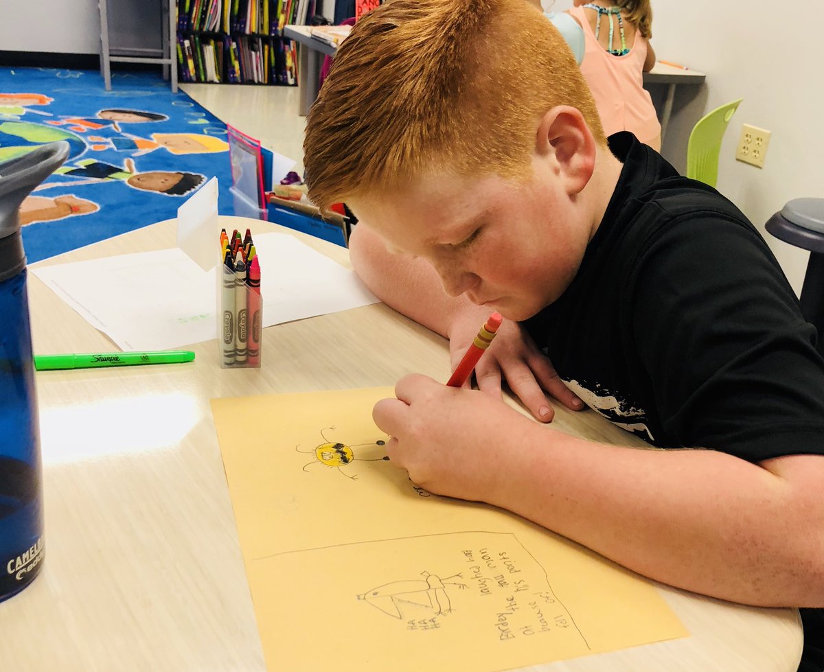 mvabadie's tweet image. The kids in @hosborne86 class were having a great time practicing sketching for their engineering design notebooks and making silly, “juicy sentences” to demonstrate their learning about adjectives and adverbs!  #wisdstem #integrationiskey