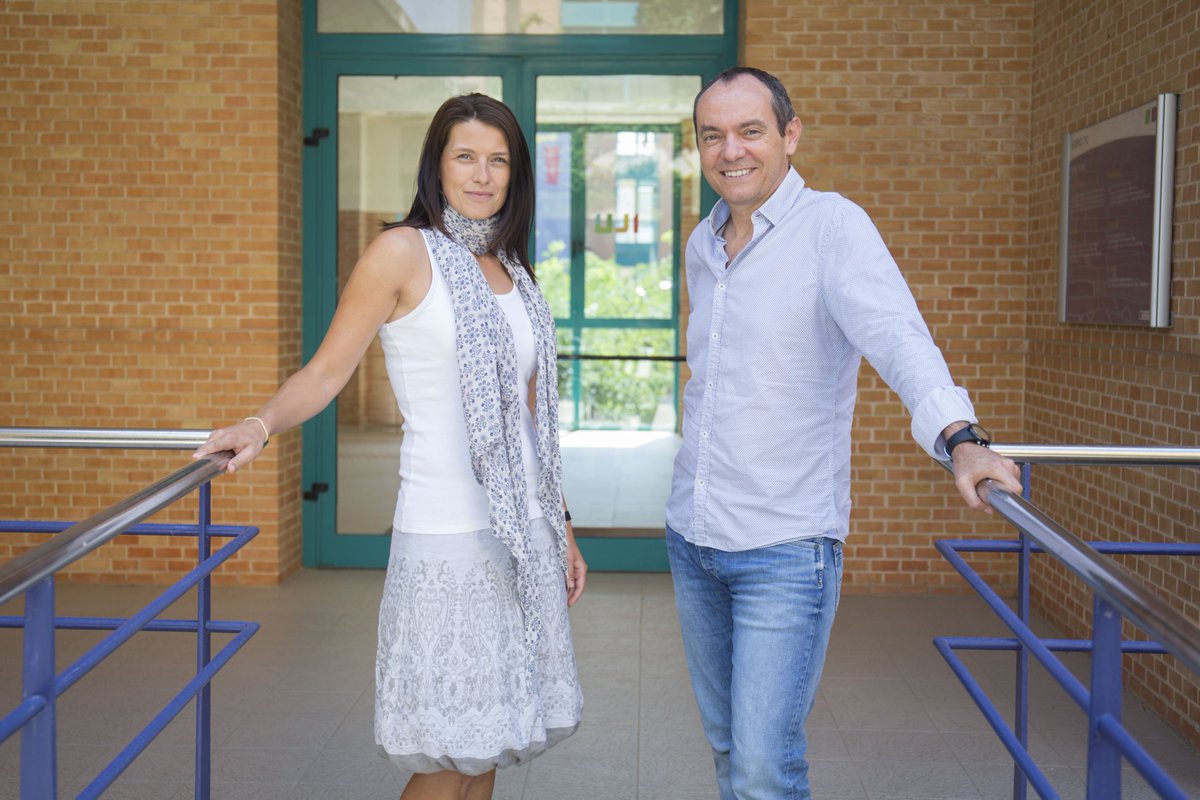 mariajpico's tweet photo. Els #enzims i el seu ús futur en #biomedicina #fàrmacs #Alzheimer #processos #industrials #sostenibles. Un plaer conèixer la #investigació #CiènciaUJI de @swiderek_k i @vicente_molinernoves #Bioquímica #Computacional https://t.co/ukjbdz0dgg https://t.co/3zgVa9hPbT