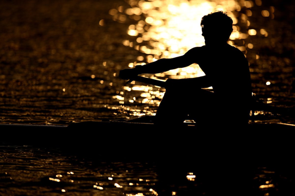 ⏰ Set your alarms! It's an early start for the GB Rowing Team tomorrow at the World Championships (BST):
6:45 W8+rep
6:53 M8+rep
7:11 M2- SF
7:19 M2x SF
7:35 W2x SF
7:51 M1x SF
8:23 PR1 M1x SF
8:57 PR2 M1x 🏅
10:44 LW4x 🏅
11:16 LW1x 🏅
13:11 LM1x B final
#GBRowingTeam #WRChamps