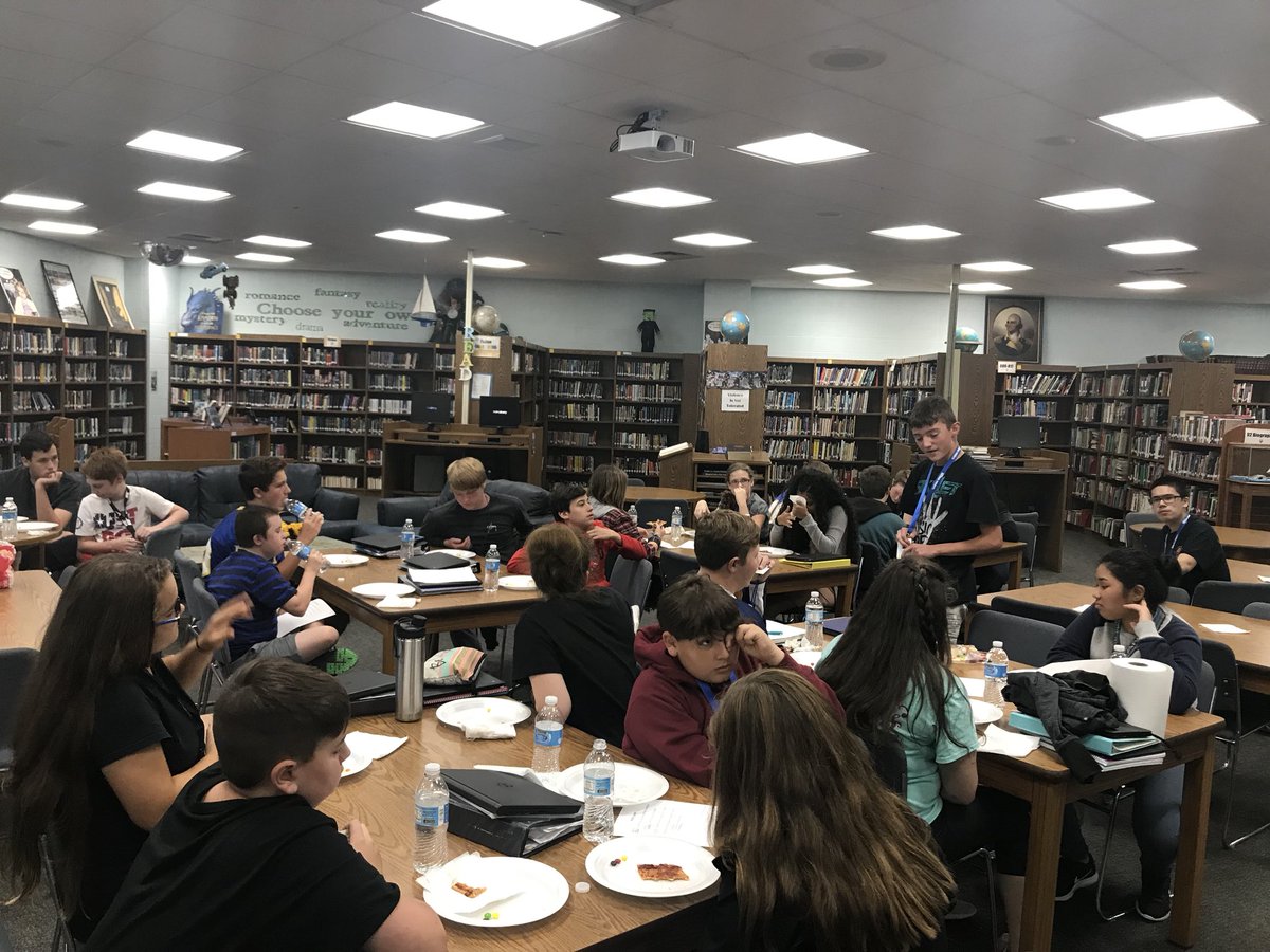 <a href="/MHJuniorHigh/">MHJH</a> new student luncheon!!! #bombernation <a href="/Dr_JakeLong/">Jake Long</a> <a href="/BombersMh/">Mountain Home Public Schools</a>