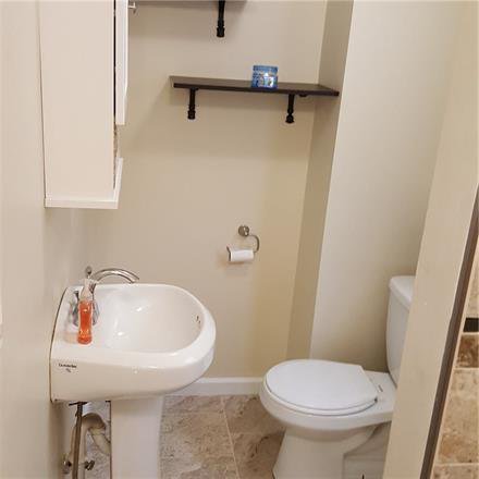 MichelleRemaxNJ's tweet photo. Recently updated 2 bedroom rental in New Brunswick, close to Rutgers, RWJ and the train station! #REMAX #REMAXDIAMOND #NEWBRUNSWICK #RUTGERSRENTAL #MICHELLERIZZO #MARCRIZZO #NJRENTAL https://t.co/pggtZFEwLm