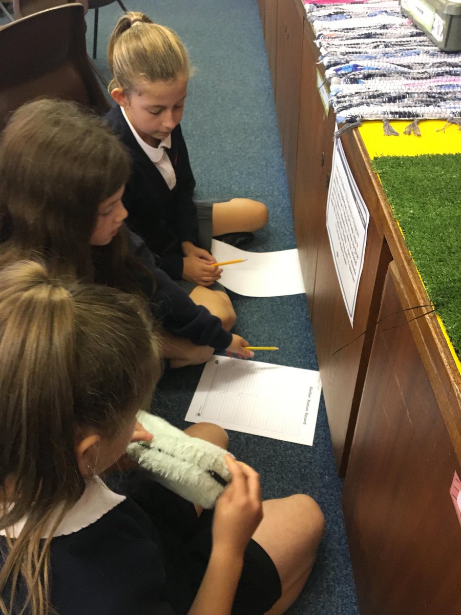 BanchoryPrimary's tweet image. Completing #MathsChallenges
#Teamwork
#MathsWeekScot 
@engagefored @MathsScot