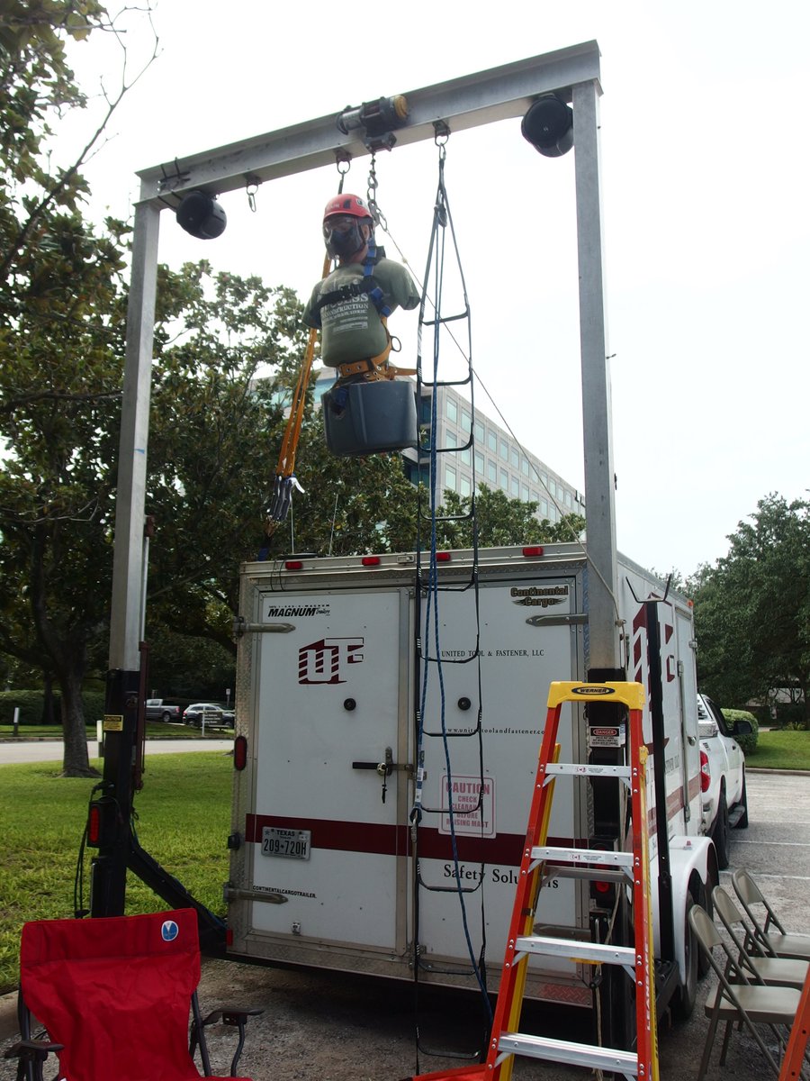It's only day 1 and we're having a great time learning and networking! We have a 1-Day Conference Registration option for whoever is interested! Register at oshacon.org !