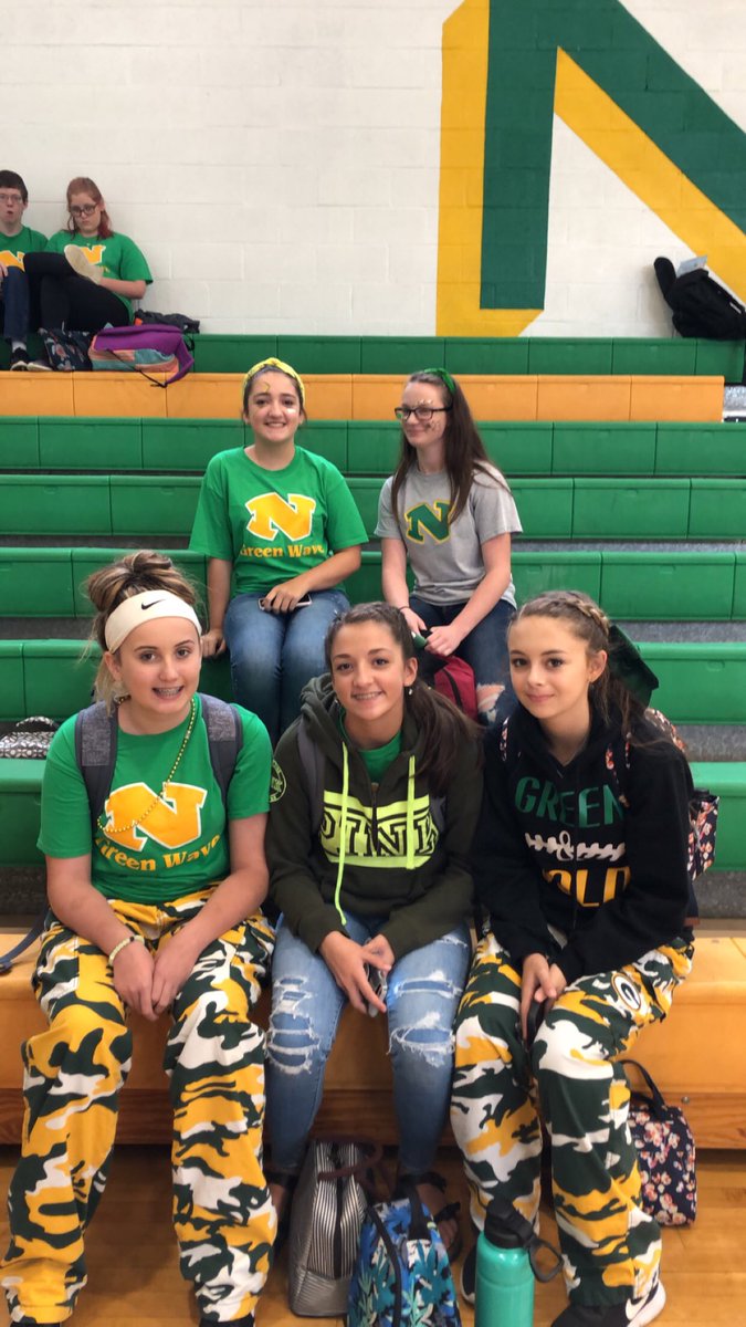 NarrowsPepClub's tweet photo. Itβs GAME DAY!!!! Gear up and get ready to FLOOD RAGSDALE FIELD!!! Be here @ 6!!! #GreenWavePride #BeatGiles https://t.co/GxUgkVVrGn