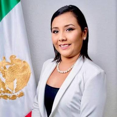 Felicito a la presidenta municipal de Felipe Carrillo Puerto <a href="/PaolyPerera/">Paoly Perera</a>  por su Segundo Informe de Gobierno.