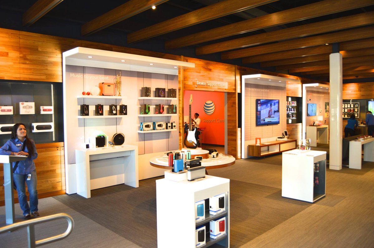 Get our amazing pay and perks with a job that fits your life. Stop by our next hiring event to connect with the best in tech.
See you on September 27, 2018 in Dedham, MA! 
work.att.jobs/Dedham