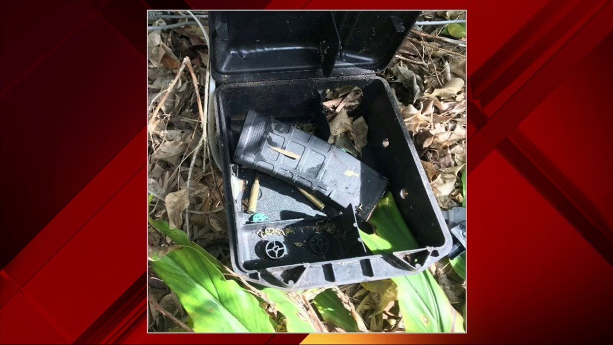 Pest control technicians find loaded rifle clip, spare bullets inside rodent trap in Weston bit.ly/2CU0wwb?utm_so… https://t.co/vGVKva6aNE