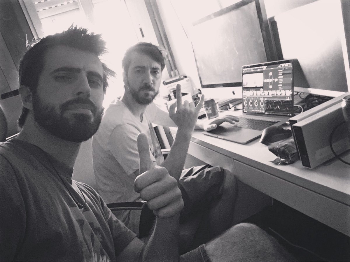 Colorejant amb el gran <a href="/david_avecilla/">David Melendez Avecilla</a> 🎥🎨 |
Colorgrading with the big the big David Avecilla
#colorcorrection #colorgrading #davidavecilla #colorista #spot #commercial #salustetic #robotikstudio