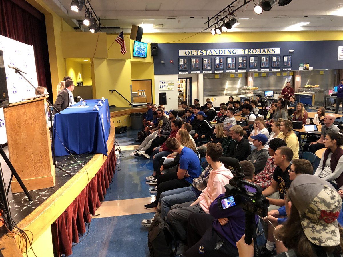 FifeHSTrojans's tweet image. Thank you Carley, Ms. Sewart and Sekai for doing a great job today in the presser... #fifecheer @FifeFootball #getemtrojans #bluereign
