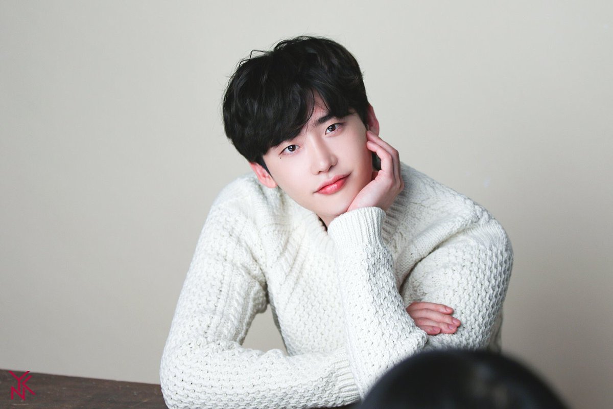 Vip lee jong suk. Лин чон сок. Чонсок. Lee jong suk. Ли чон сок.