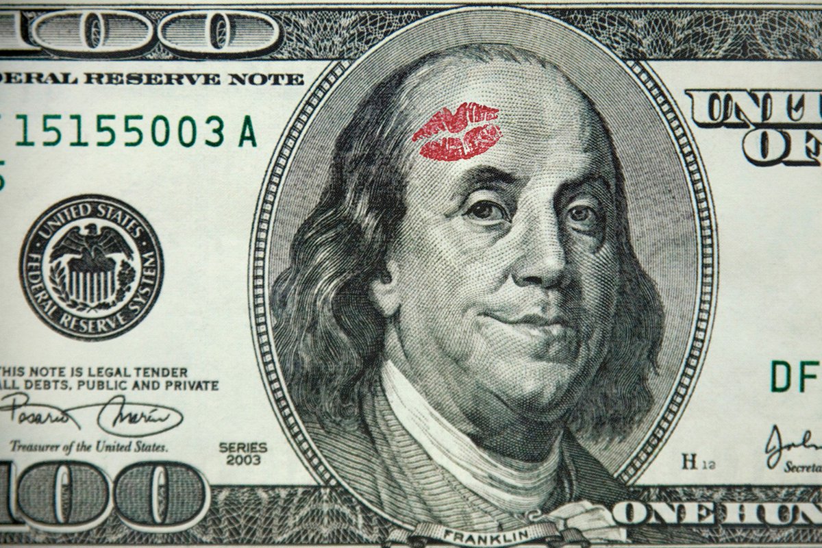 Drzoellner's tweet photo. Alcon is offering up to $220 in rebates on Dailies Aqua Comfort Plus. Comfortable vision throughout the day. 

So come in and see if Dailies Aqua Comfort Plus are the right choice for you.
Because who wouldn't like a few extra Benjamin's!

https://t.co/jFyUochivm https://t.co/Cghek0NM4a