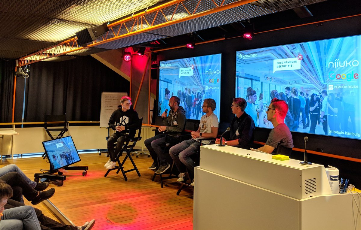 moin_ai's tweet photo. Zeit die Experten auszutragen 🤓 Panel Diskussion mit @fredinnovation @unnu @vidanov @peterfriese @dolbydigger #botshh https://t.co/LPfuuoUAC4