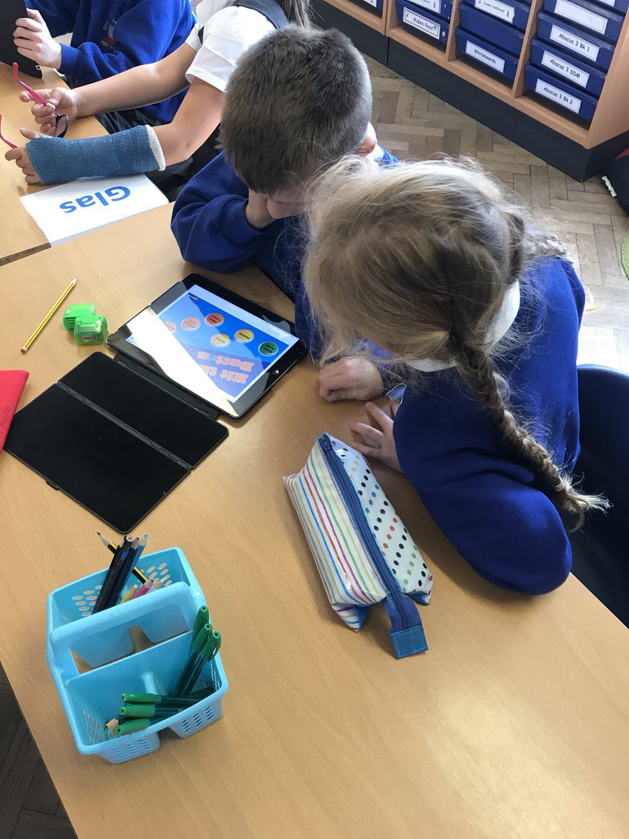 Year3BC's tweet image. Amazing mathematicians today in Year 3! #hitthebutton #timestable