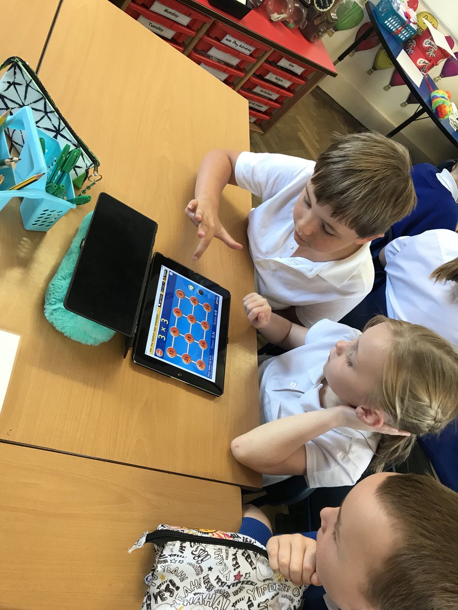 Year3BC's tweet image. Amazing mathematicians today in Year 3! #hitthebutton #timestable