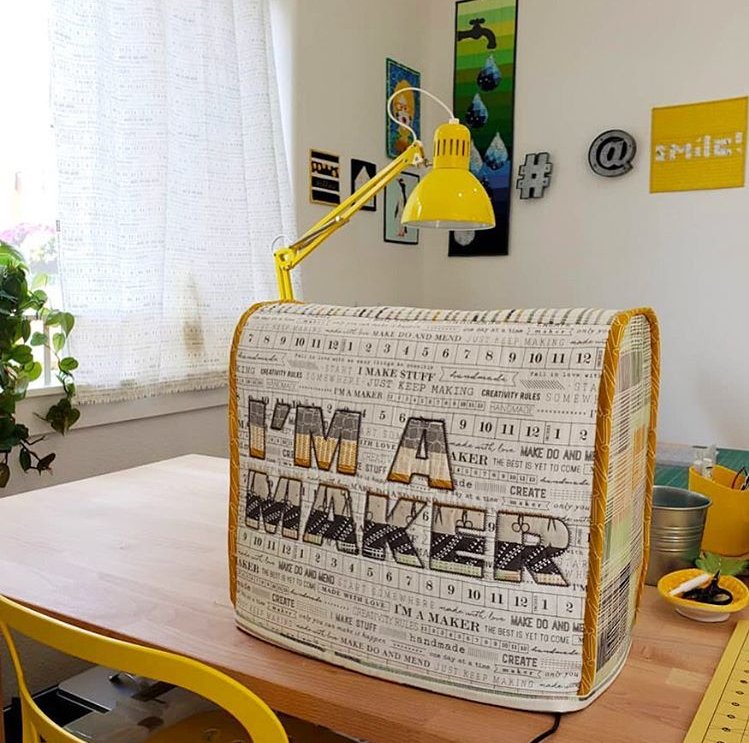 ArtGalleryFab's tweet photo. Ending the day with a “CAN DO” attitude! 💪 Thank you penguinfeats (Find her on Instagram!) for inspiring all makers that #handmadeisbest! 🌟
👀👀 We are loving the curtains by the way! 💓
Fabric featured: “I’m a Maker” by AGF Studio
#Makersgonnamake #imamaker https://t.co/Rq7hu2z3PU