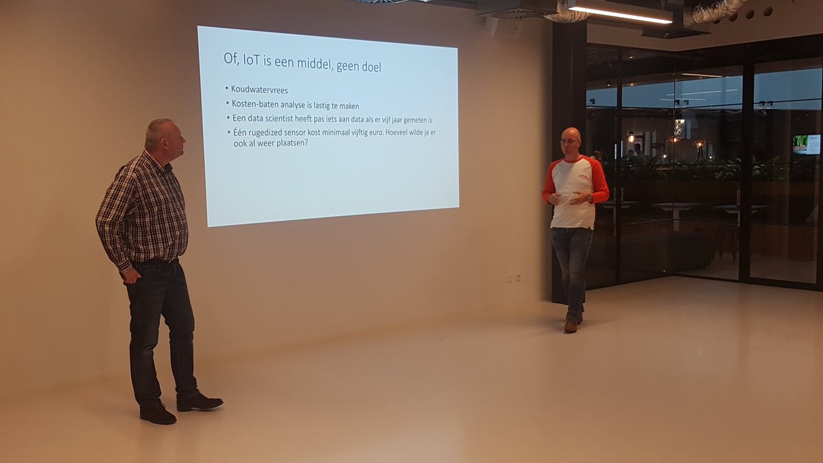 egrootenboer's tweet image. Great session by @svelde and @JeeWeetje for the #AzureIOTCommunity