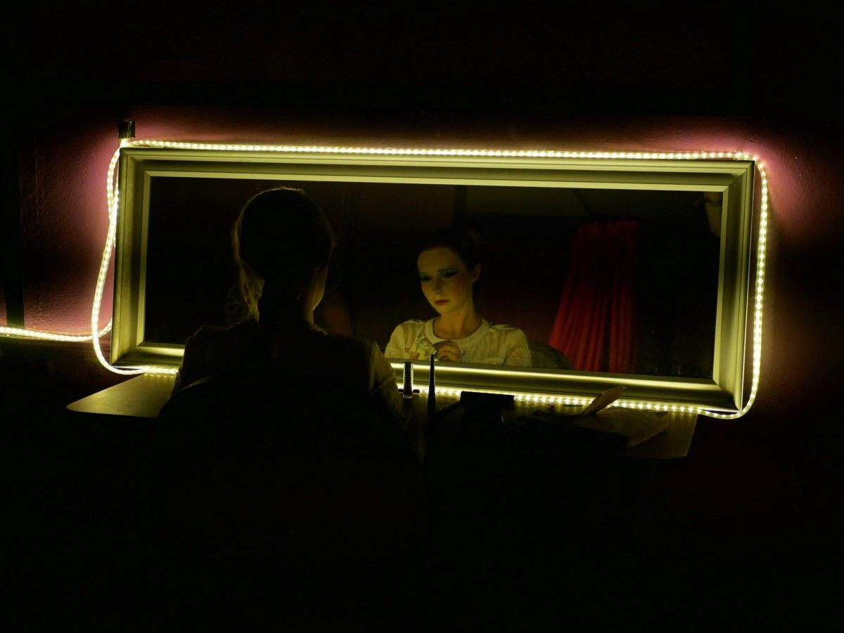 Hamlet on the Seine: ‘Château d’Helsingør’ (Review by <a href="/MelanieDorey/">Melanie Dorey</a>) 
bit.ly/2x5L9vq

#paris #immersivetheatre #review