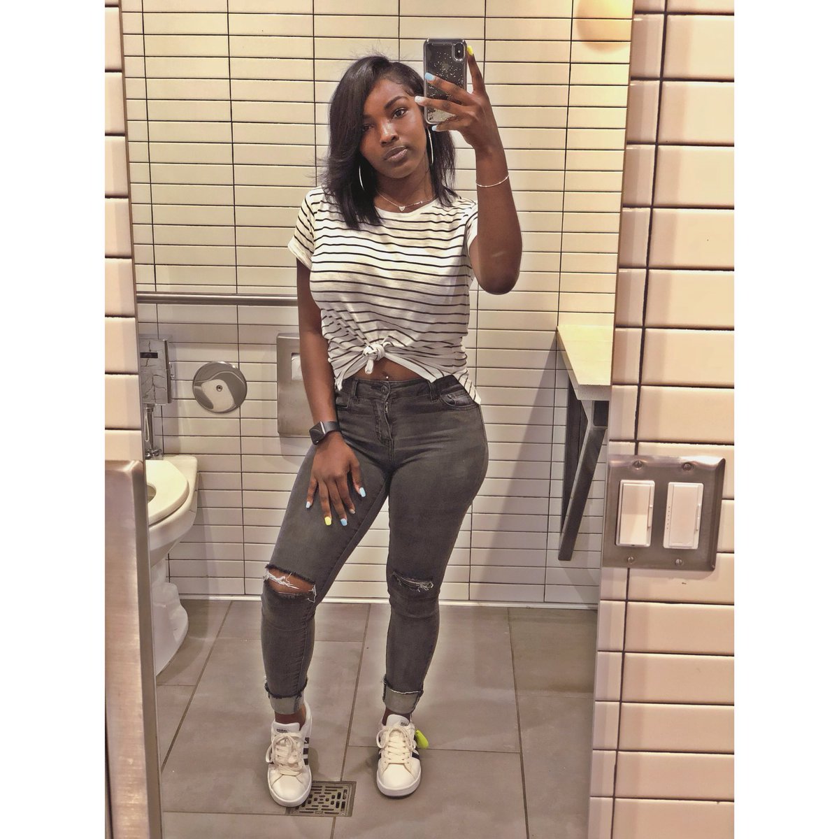 PrettyBlackTeee's tweet photo. 🔏🖤❕ https://t.co/OeyGoDzHt7