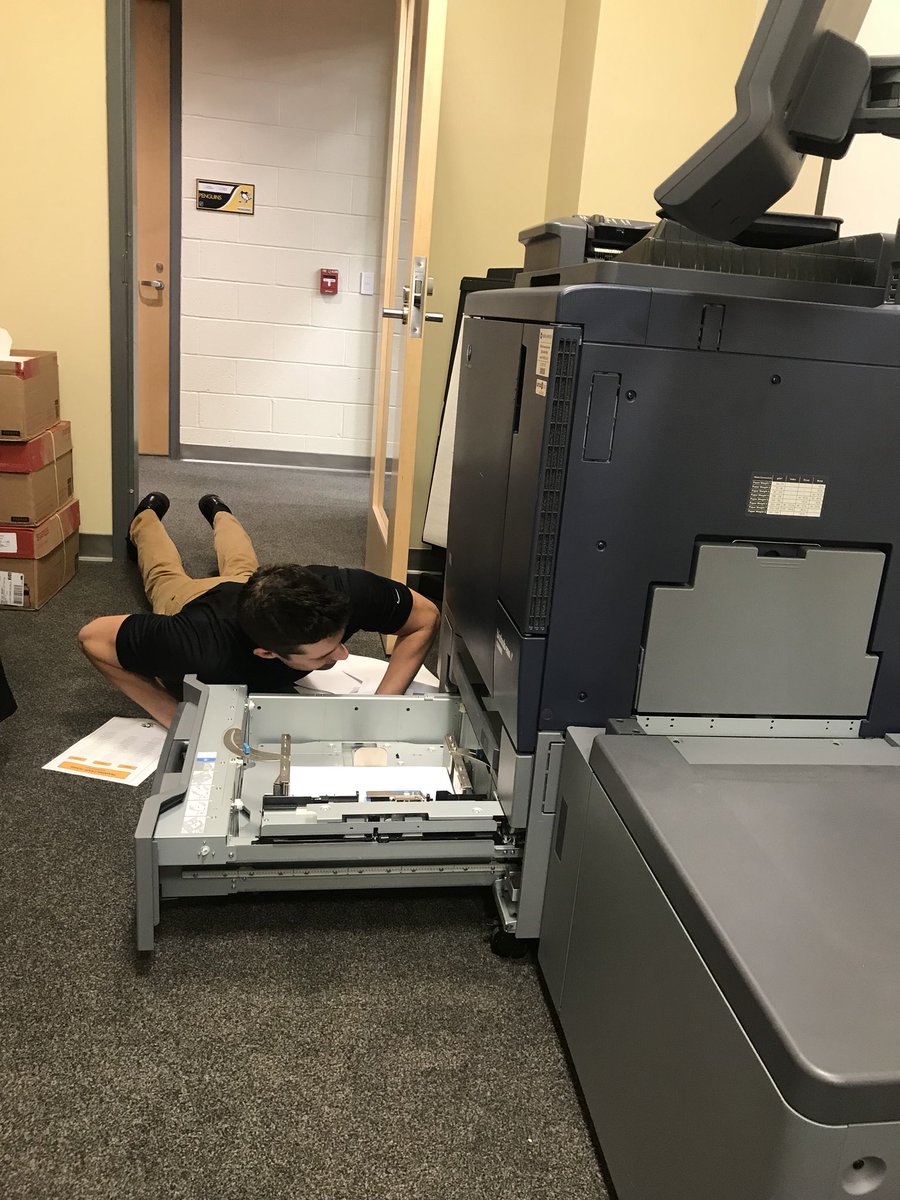 PenguinsPR's tweet image. It isn’t always glamorous! #PRProblems