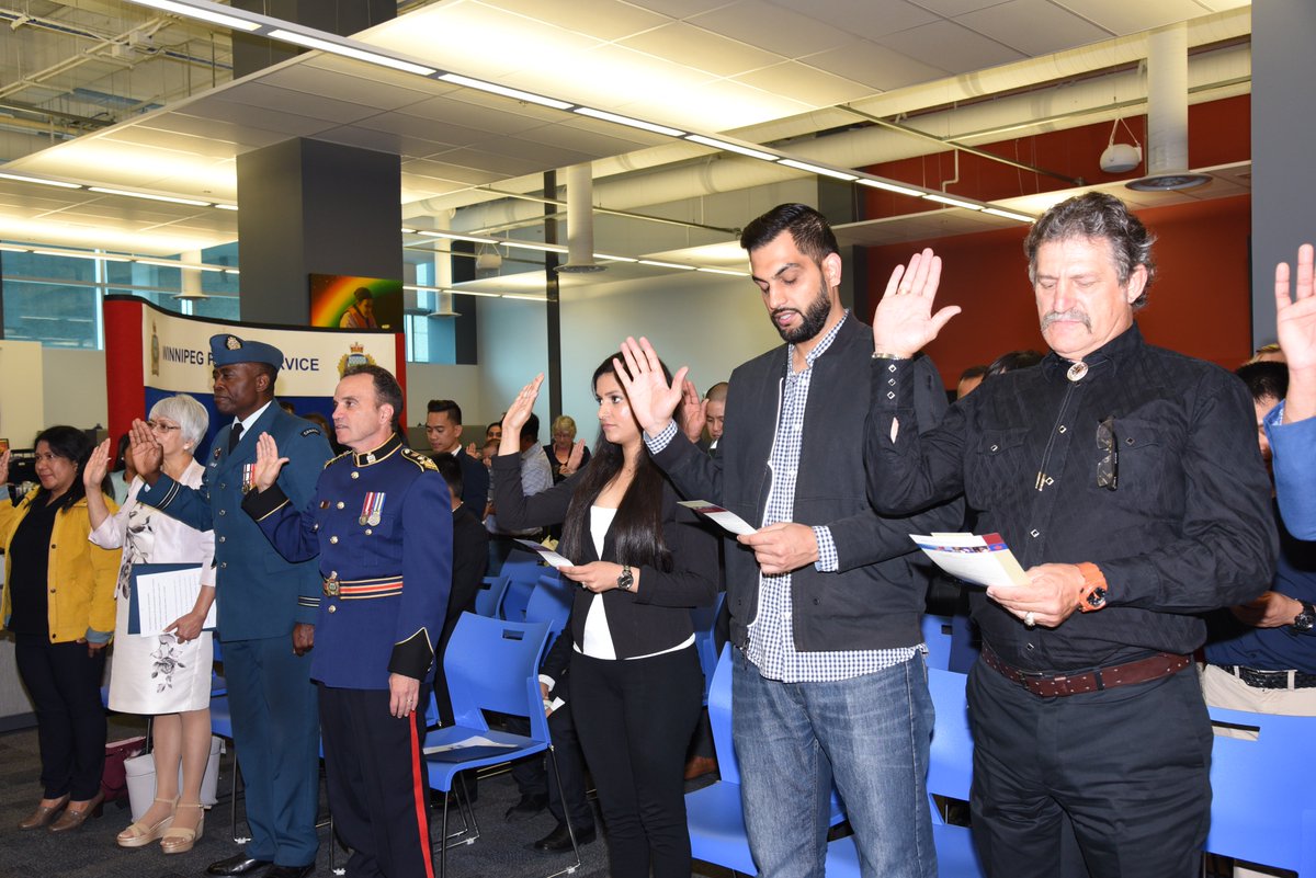 wpgpolice's tweet image. Proud to play host to today&apos;s @CitImmCanada Citizenship ceremony at Police Headquarters. 19 people from 10 countries took the Oath of Citizenship. Congratulations to all! #MyCitizenship #WPSCommunity