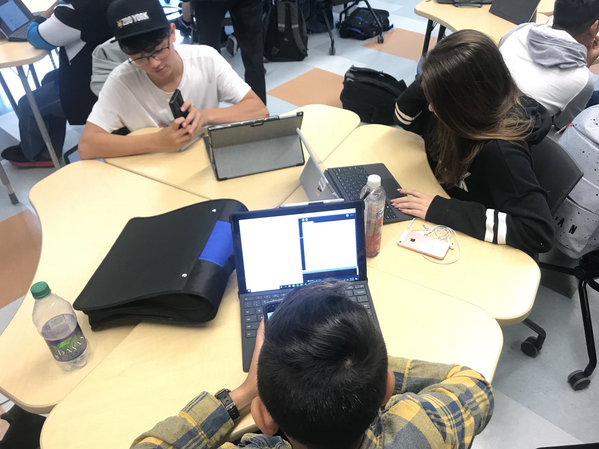 PembinaTrails's tweet image. We are excited to share more about our new @PTECwinnipeg program 📱🖥🎙 Thanks to @680CJOB @CloutierCJOB @ctvwinnipeg for stopping by! #AccomplishAnything #ptecwinnipeg #codingtweet