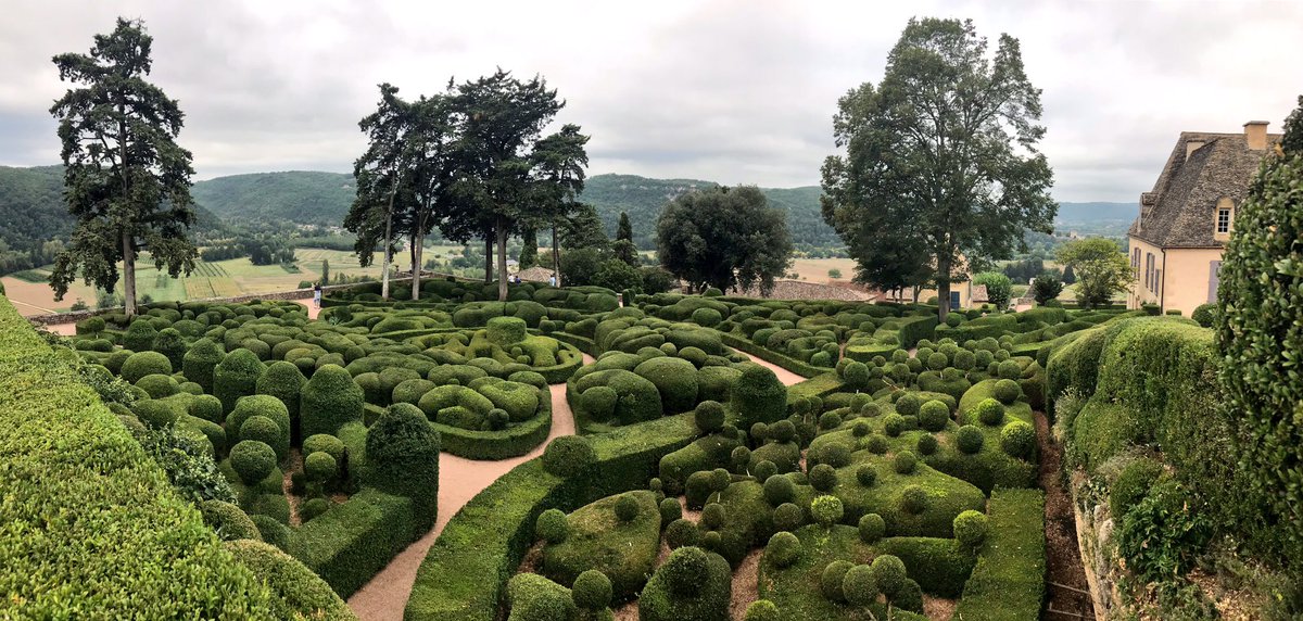 JackLindfield's tweet photo. Another bucket list garden done today, Marqueyssac, very well presented and cleverly laid out. https://t.co/cTLQNMbwty